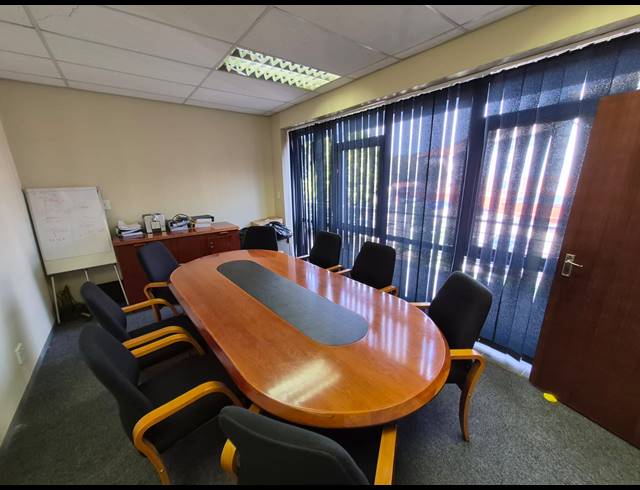 226M² OFFICE FOR SALE IN LITTLE FALLS